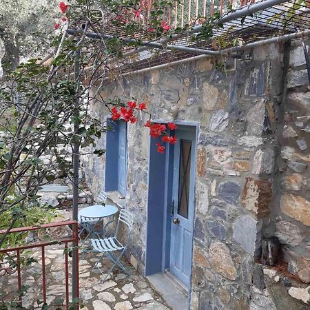 Δωμάτια Κόκκινος Πύργος Plomari Extérieur photo