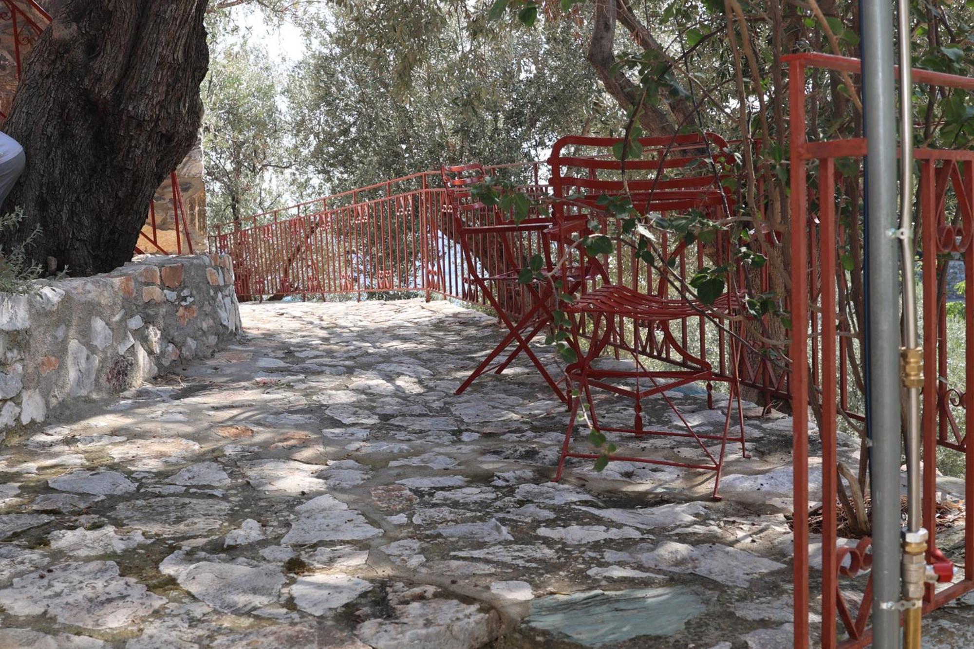 Δωμάτια Κόκκινος Πύργος Plomari Extérieur photo