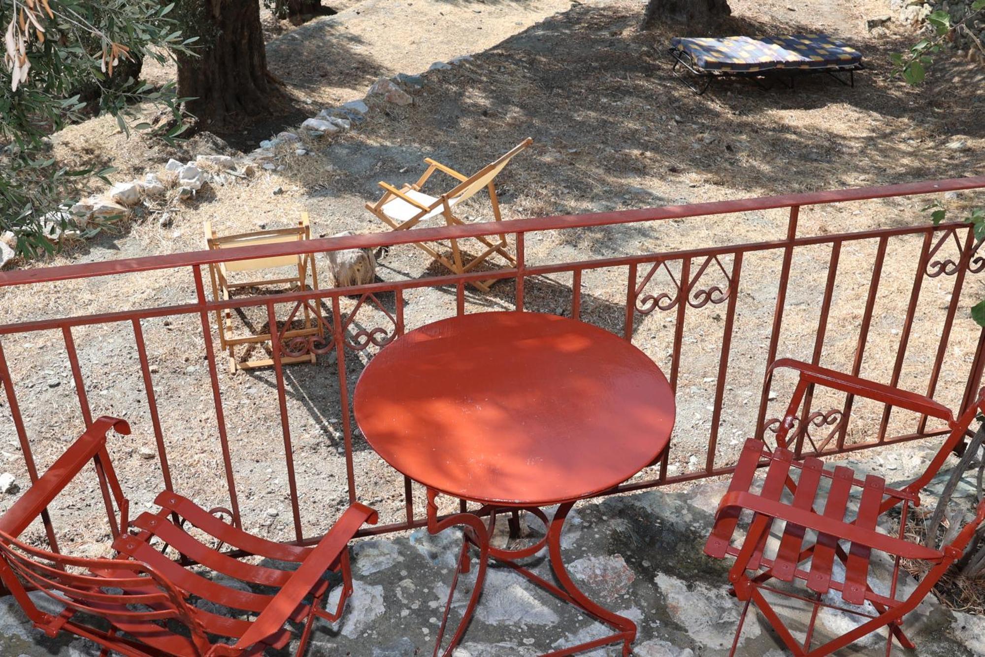 Δωμάτια Κόκκινος Πύργος Plomari Extérieur photo