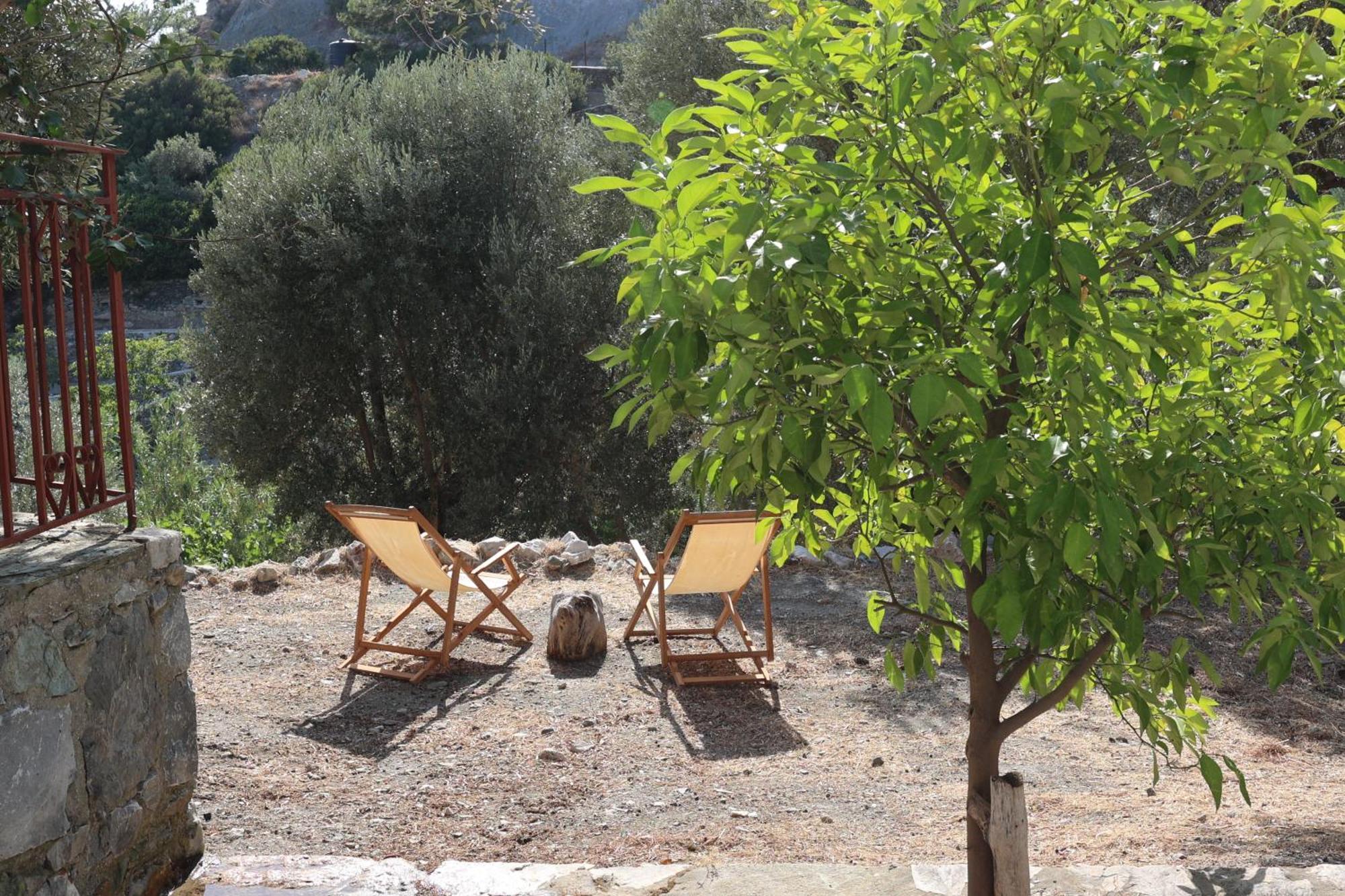 Δωμάτια Κόκκινος Πύργος Plomari Extérieur photo